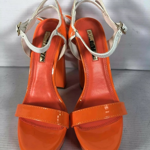 Liliana Open Toe Block Heel Sandal Pumps - Picture 2 of 9